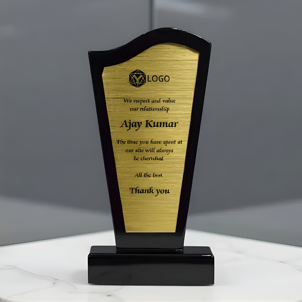 Golden Ascend Trophy1